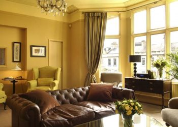 curtain for yellow walls